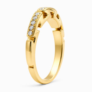 Anillo Medio Cintillo de Oro Amarillo con Pavé de Diamantes