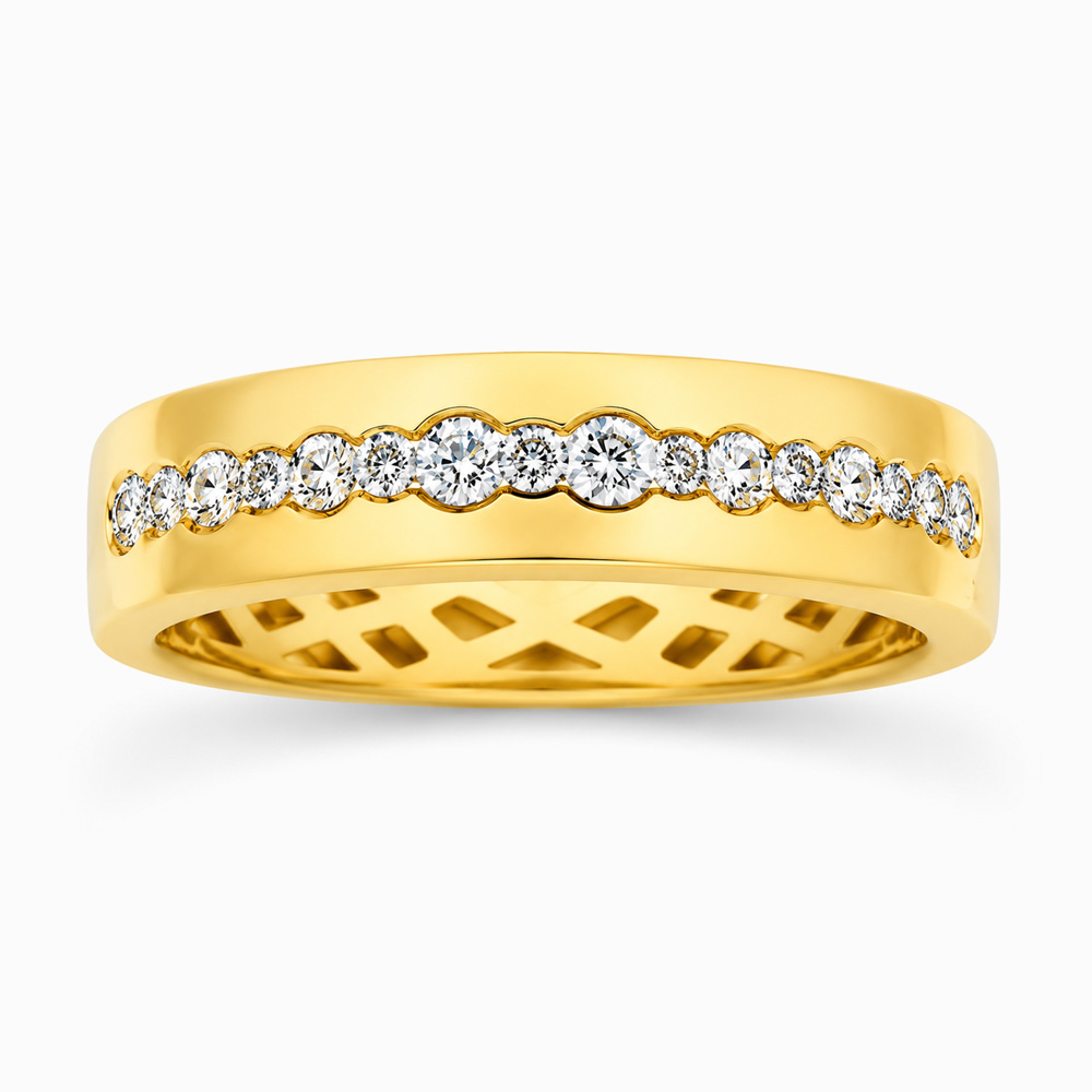 Anillo Medio Cintillo de Oro Amarillo con Pavé de Diamantes Graduados