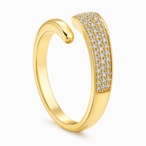 Anillo Abierto de Tono Dorado con Frente de Detalles Brillantes