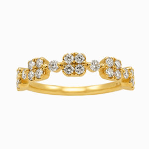 Anillo de Oro Amarillo con Tréboles de Diamantes