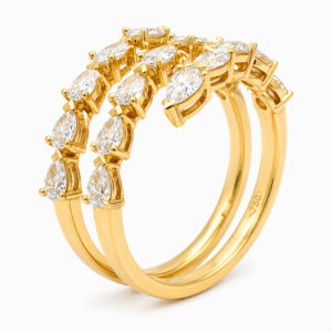 Anillo de Oro Amarillo con Diamantes Corte de Gota