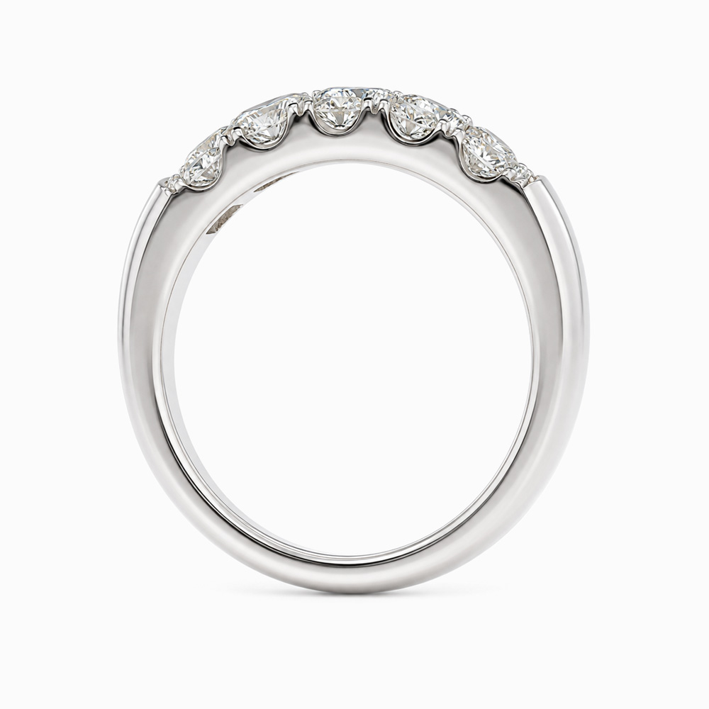 Anillo medio cintillo de diamantes en oro blanco - Imagen 4