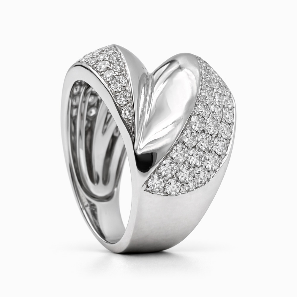 Anillo de Oro Blanco con Diseño Envolvente y Diamantes - Imagen 2