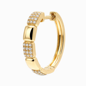 Argolla de oro amarillo con pavé de diamantes