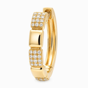 Argolla de oro amarillo con pavé de diamantes