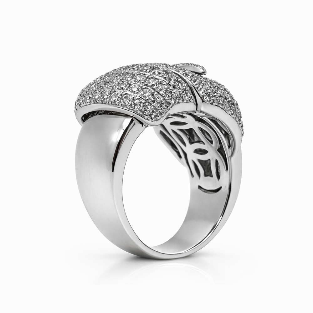 Anillo de Oro Blanco con Diseño Entrelazado y Diamantes - Imagen 5