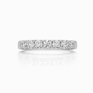 Medio Cintillo de Oro Blanco con Diamantes