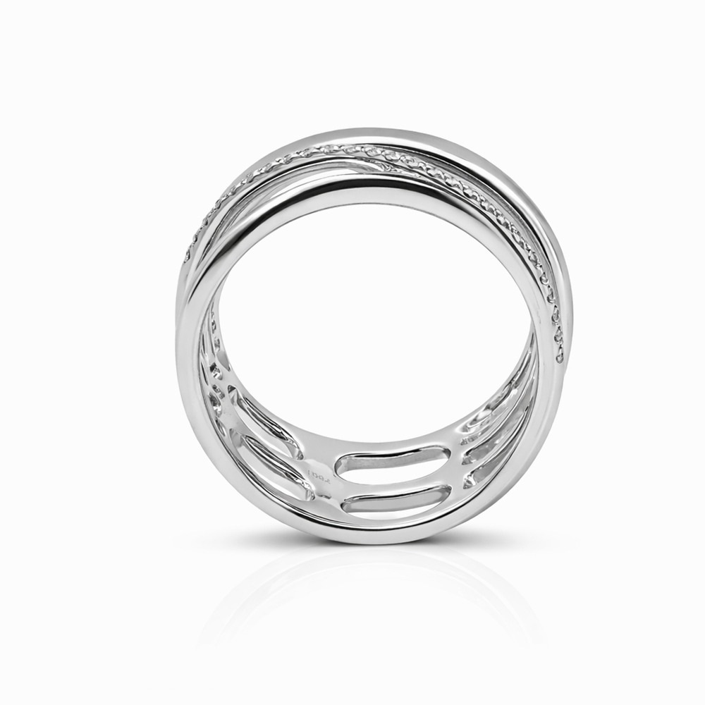 Anillo de Oro Blanco con Diseño Entrelazado y Diamantes - Imagen 3