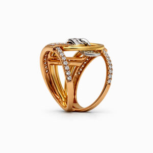 Anillo Hebilla en Tres Tonos de Oro y Diamantes