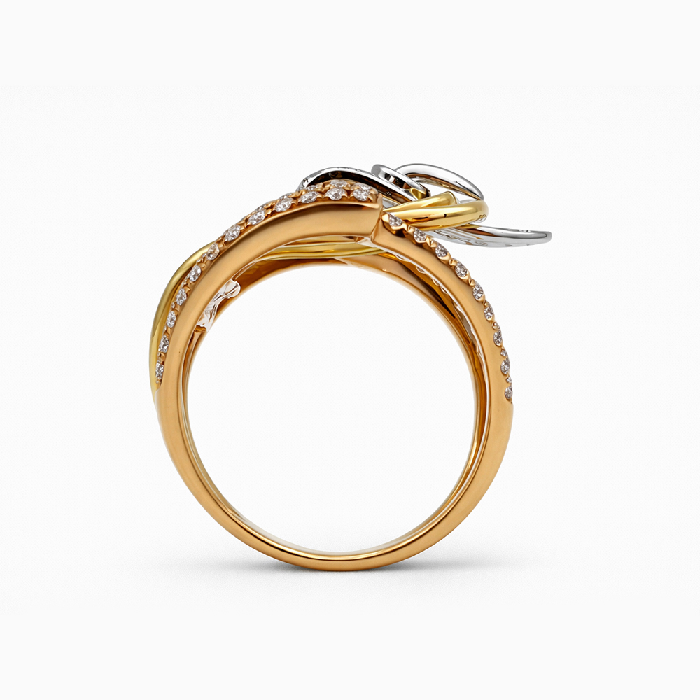 Anillo Hebilla en Tres Tonos de Oro y Diamantes - Imagen 5
