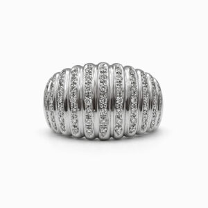 Anillo acanalado de oro blanco con diamantes