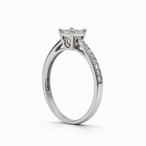 Anillo de Compromiso de Oro Blanco y Diamantes