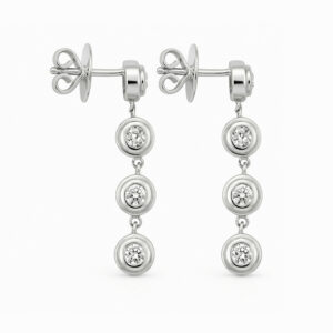 Aros colgantes de oro blanco con diamantes redondos